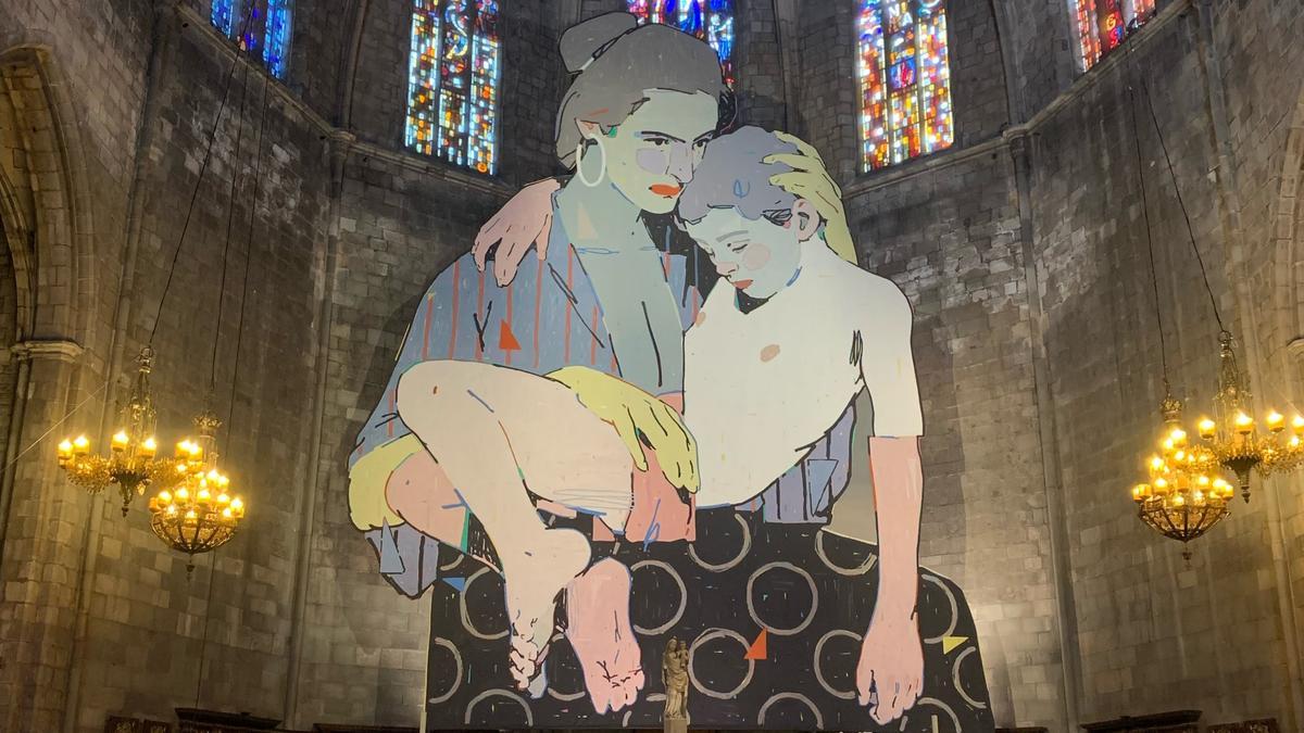 La basílica del Pi de Barcelona rompe moldes con una obra de arte urbano en el altar